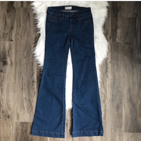 | Free People | Stretch Mid Rise Flare Jeans Boho - Picture 1 of 1